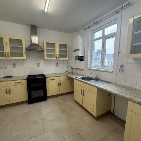 Grenville Road, Plymouth, PL4 - Photo 1