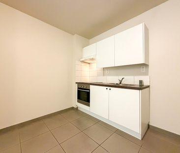 Gezellig 2-slpk appartement met terras, autostaanplaats, Torhout - Photo 6