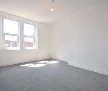3 bedroom maisonette to rent - Photo 1