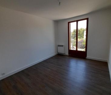 Location Appartement 4 pièces 70m² AIX EN PROVENCE 13100 - Photo 2