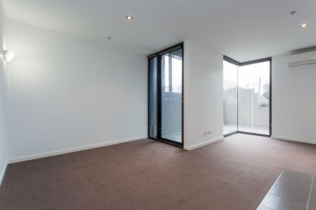 Quality Ground Floor Apartment - Photo 2