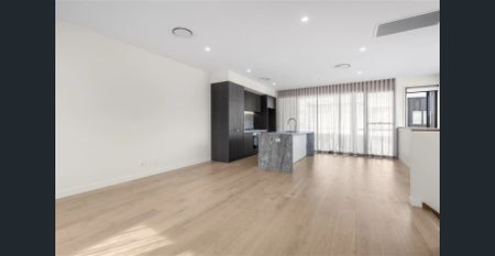 Low maintenance living in a suburban oasis - Photo 3