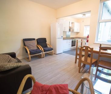 3 bedroom house share to rent - Photo 1