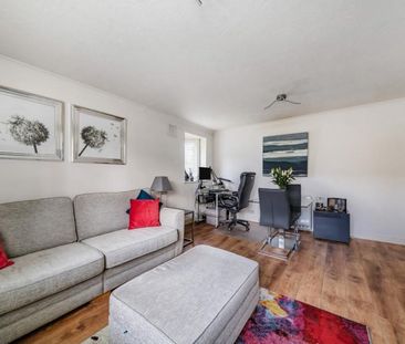 1 bedroom ground floor flat to rent - Photo 5