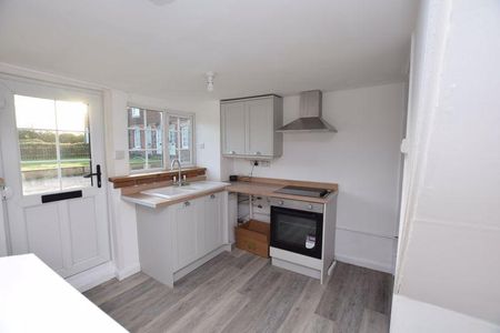 1 bedroom end of terrace house to rent - Photo 2