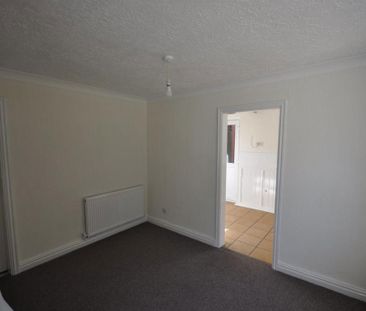 2 bedroom semi-detached house to rent - Photo 1