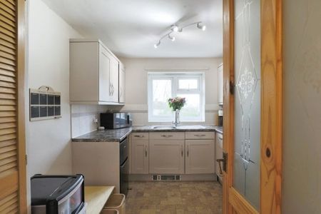 Colletts Gardens, Broadway, WR12 - Photo 2