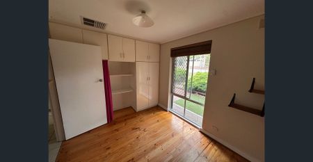 Family Home with Pool, Solar & Double Garage – Prime Vista Location - Photo 4