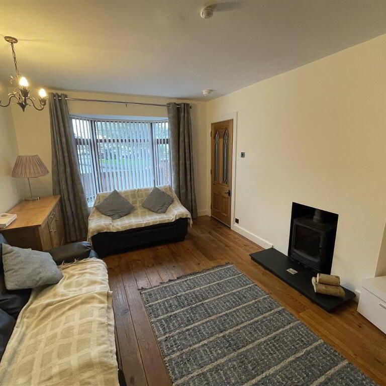 40 Rossnareen Avenue, Belfast, BT11 8LP - Photo 1