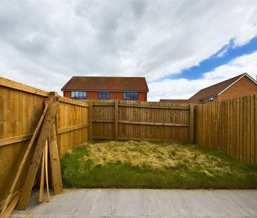 2 bedroom terraced house to rent - Photo 5