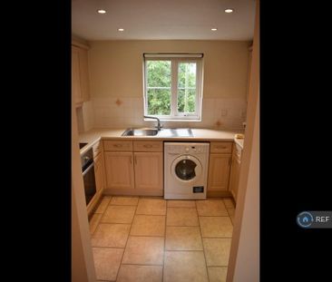 1 bedroom flat to rent - Photo 6