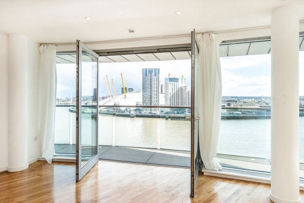 Fairmont Avenue, Canary Wharf, E14 - Photo 1