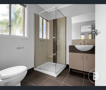 2 Greenfield Drive, Epsom, Vic 3551 - Photo 2