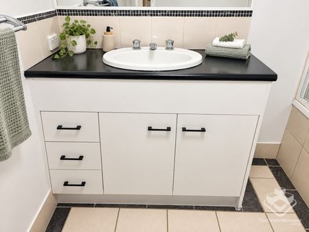 RESORT-STYLE LIVING IN A FANTASTIC LOCATION! – First Floor Apartment | $730 per week | Available 26 September 2026 - Photo 5