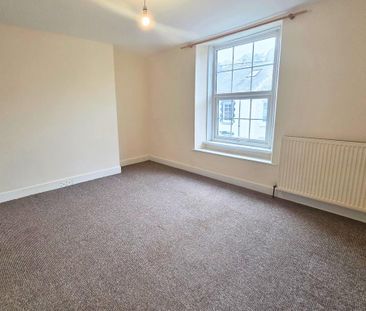 3 bedroom end of terrace house to rent - Photo 5