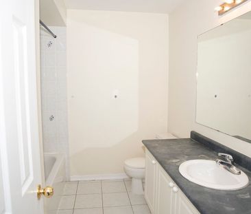 For Lease - 1054 Southport Drive, Oshawa, Ontario - Photo 2