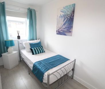 17 Bryson Park, Newtownabbey, BT36 5XP - Photo 1