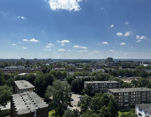 3,5-Zimmer-Wohnung mit Blick über Hamburg - Foto 1