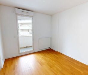 Location Appartement 4 pièces 84 m2 à Chartres - Photo 5