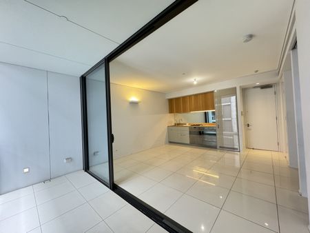 1 Park Lane, Chippendale NSW 2008 - Apartment For Rent | Domain - Photo 5