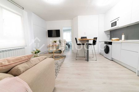 Piso de alquiler en Calle Norte, Salesas - Photo 3