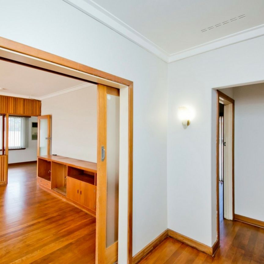 NEWLY RENOVATED FAMILY HOME FOR RENT - Photo 1