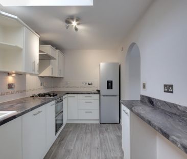 Holbeach Drive Kingsway, Quedgeley, Gloucester - Photo 2