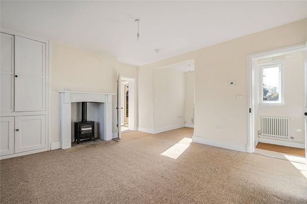 2 bedroom detached house to rent - Photo 1