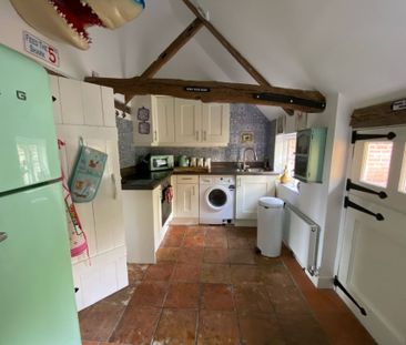 3 Spring Cottages - Photo 1