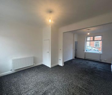 3 bedroom terraced house to rent - Photo 3