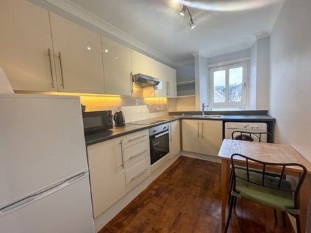 2 Waters Close, Flat 7 Leith, Edinburgh, EH6 6RB - Photo 5