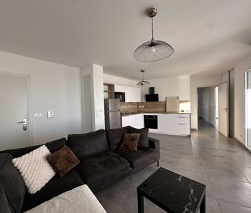 Location Appartement 4 pièces 81m² MONTPELLIER 34000 - Photo 1