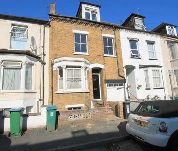 3 bedroom maisonette to rent - Photo 4