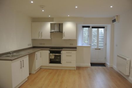 1 bedroom apartment to rent - Photo 2