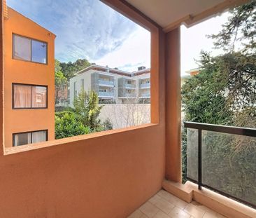 Location Appartement 2 pièces 34m² MOUGINS 06250 - Photo 1