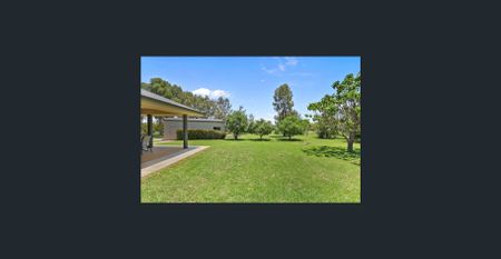 Stunning Brick Home located in Moore Creek - Photo 5