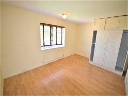 4 bedroom terraced house to rent - Photo 2