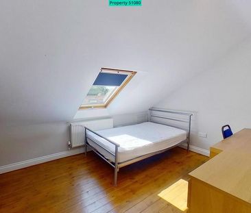 6 bedroom end of terrace house to rent - Photo 3