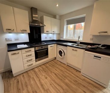 3 bedroom terraced house to rent - Photo 2