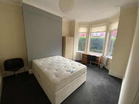 5 bedroom house to rent - Photo 2