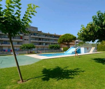 Piso de alquiler en Carrer de la Garrotxa, 20, L'Estartit Poble - Photo 3