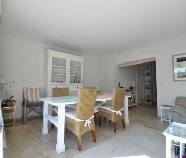 Lichtrijk en gemeubeld 2-slaapkamer appartement in Duinbergen - Foto 4