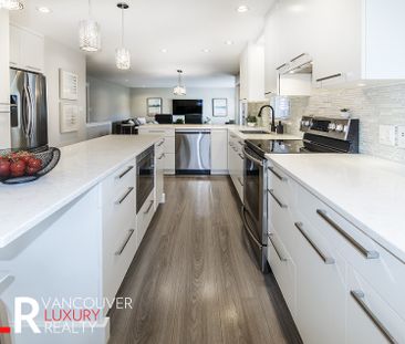 House in Burnaby, BC - Photo 2