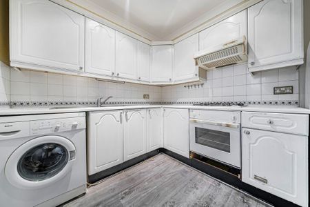 1 bedroom flat to rent - Photo 5