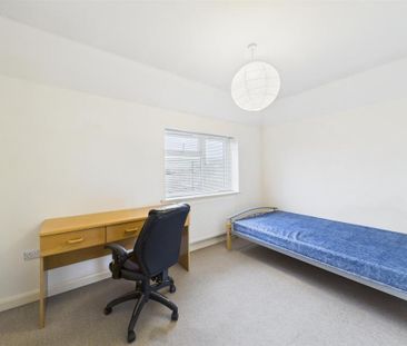 4 bedroom house to rent - Photo 2