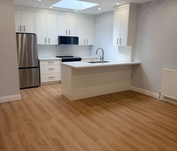 For Lease - 1727A Bayview Avenue Unit# 2, Toronto, Ontario - Photo 3