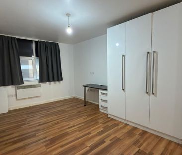 Studio to rent - Photo 3