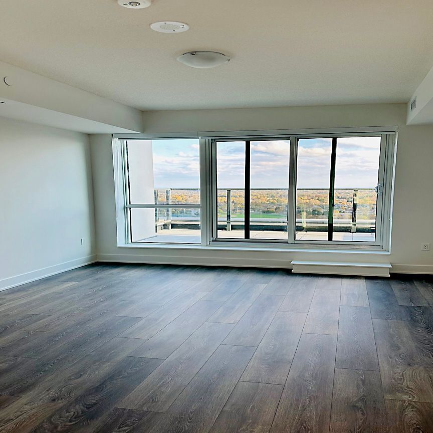 For Lease - 202 Burnhamthorpe Road Unit# 2007W, Mississauga, Ontario - Photo 1