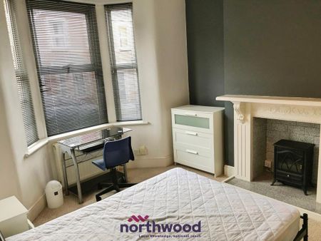 4 bedroom terraced house to rent - Photo 2