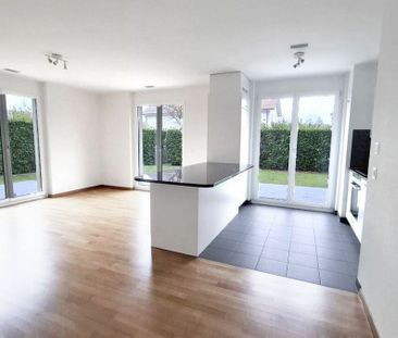 Beautiful garden-level apartment in Mies - Photo 3